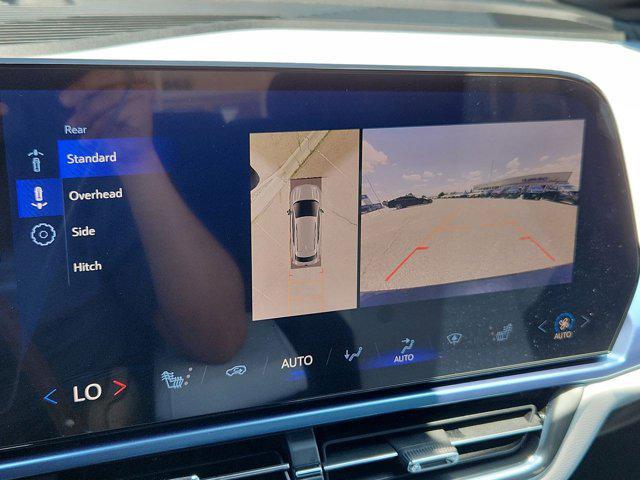 Photo of 2025 Black Chevrolet Equinox EV