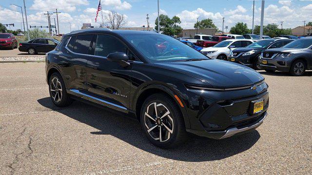 Photo of 2025 Black Chevrolet Equinox EV