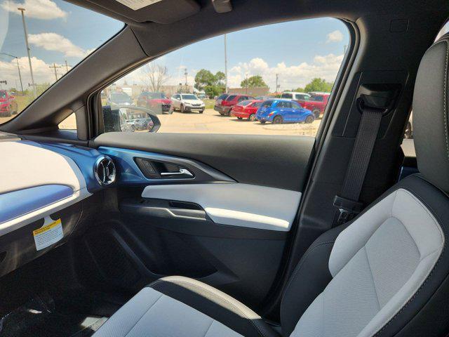 Photo of 2025 Black Chevrolet Equinox EV