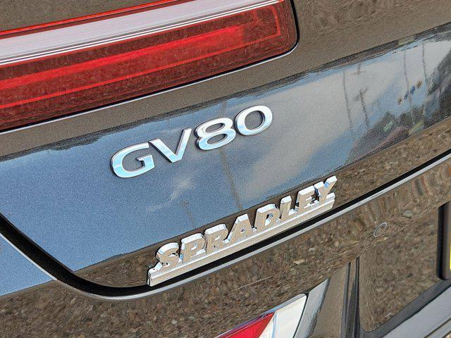 Photo of 2024 Makalu Gray Genesis GV80