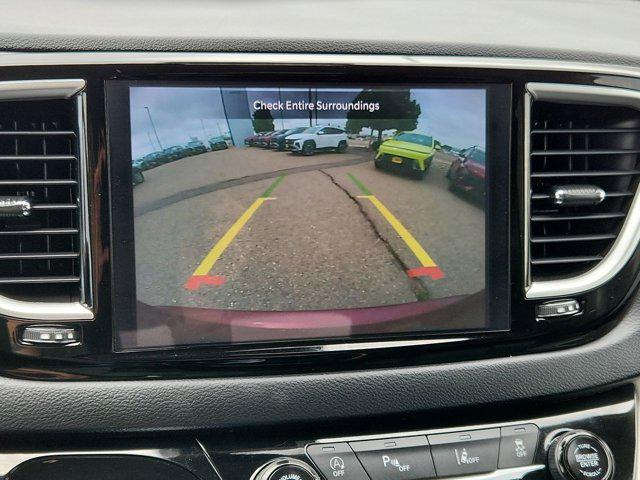 Photo of 2023 Velvet Red Pearlcoat Chrysler Pacifica