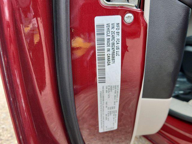 Photo of 2023 Velvet Red Pearlcoat Chrysler Pacifica