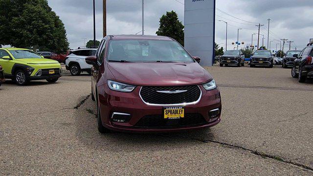 Photo of 2023 Velvet Red Pearlcoat Chrysler Pacifica