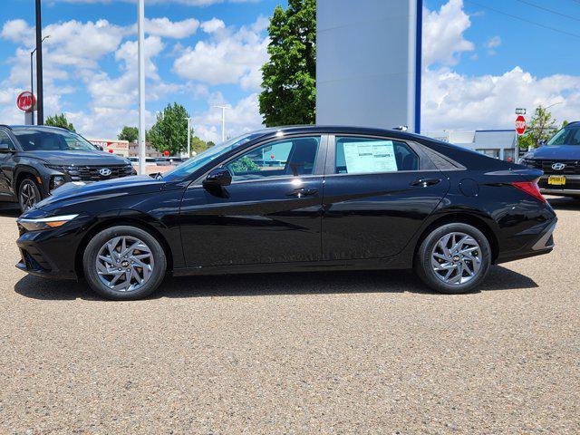 Photo of 2025 Abyss Black Hyundai ELANTRA HEV