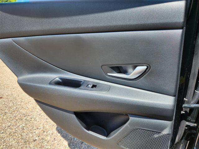 Photo of 2025 Abyss Black Hyundai ELANTRA HEV
