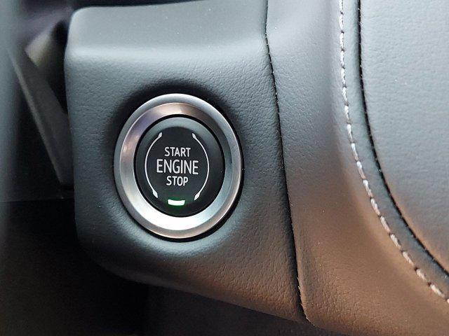 Photo of 2022 Summit White Chevrolet Tahoe