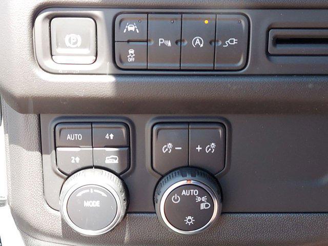 Photo of 2022 Summit White Chevrolet Tahoe