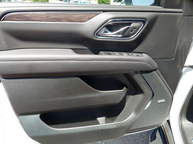Photo of 2022 Summit White Chevrolet Tahoe