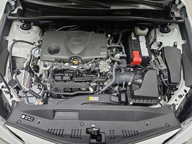 Photo of 2023 White Toyota Camry