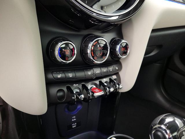Photo of 2022 Blue MINI Hardtop