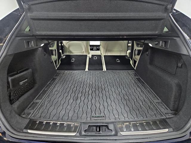 Photo of 2021 Blue Jaguar F-PACE