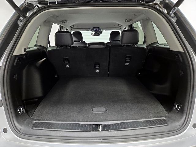 Photo of 2023 Silver Jeep Grand Cherokee