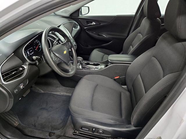 Photo of 2023 White Chevrolet Malibu