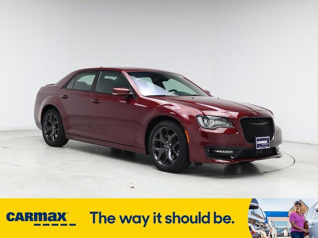 2021 Chrysler 300