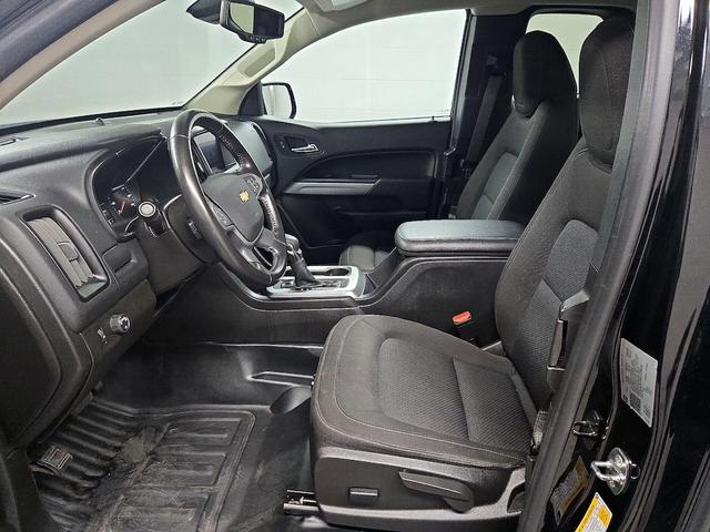 Photo of 2022 Black Chevrolet Colorado