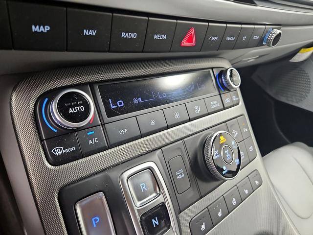 Photo of 2024 Black Hyundai PALISADE