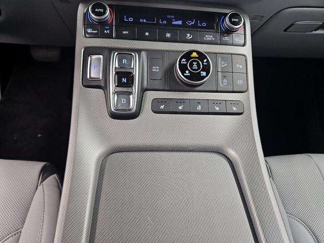 Photo of 2024 Black Hyundai PALISADE
