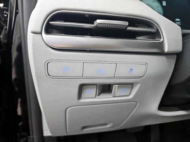 Photo of 2024 Black Hyundai PALISADE