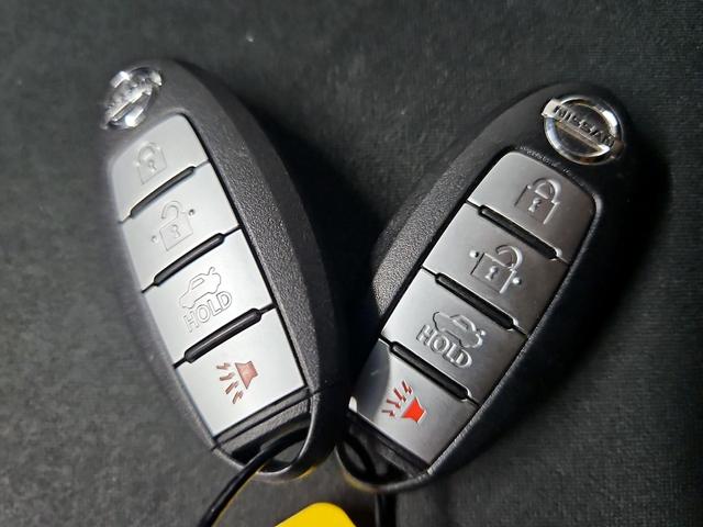Photo of 2015 Gray Nissan Altima