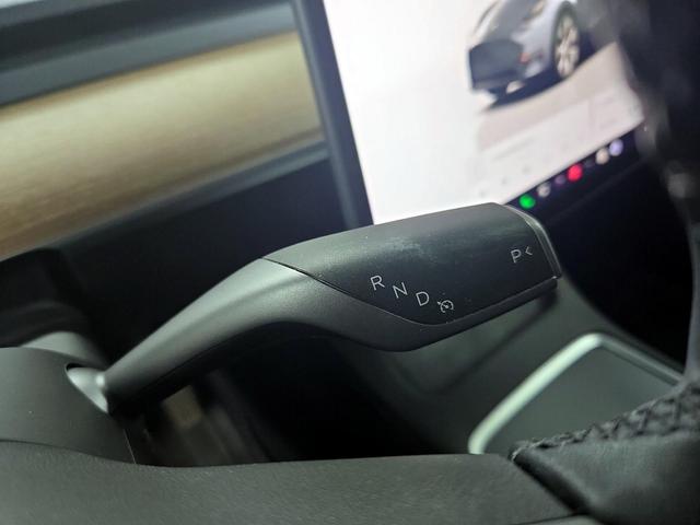 Photo of 2022 Gray Tesla Model Y