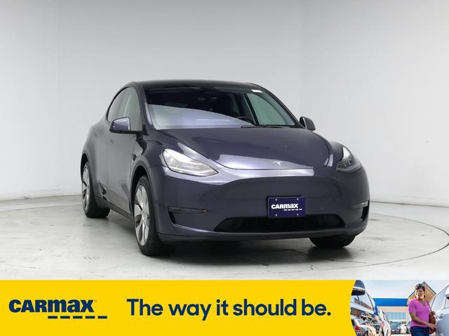 Photo of 2022 Gray Tesla Model Y
