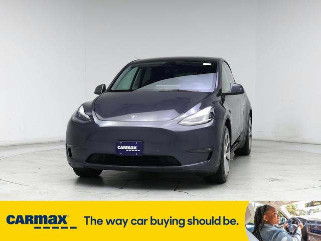 Photo of 2022 Gray Tesla Model Y