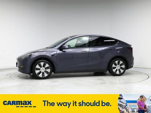 Photo of 2022 Gray Tesla Model Y