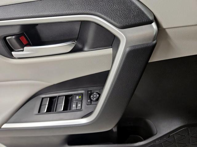 Photo of 2022 Gray Toyota RAV4