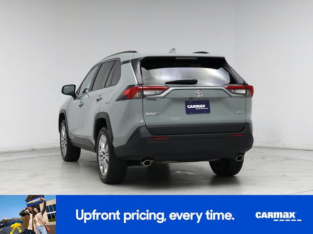 Photo of 2022 Gray Toyota RAV4