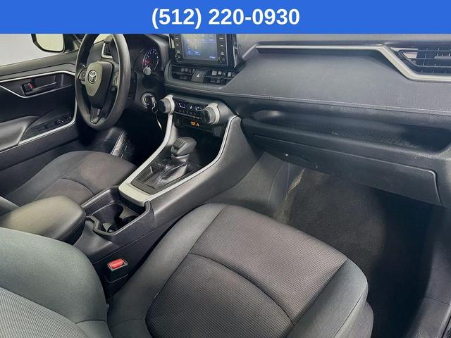 Photo of 2019 Midnight Black Metallic Toyota RAV4