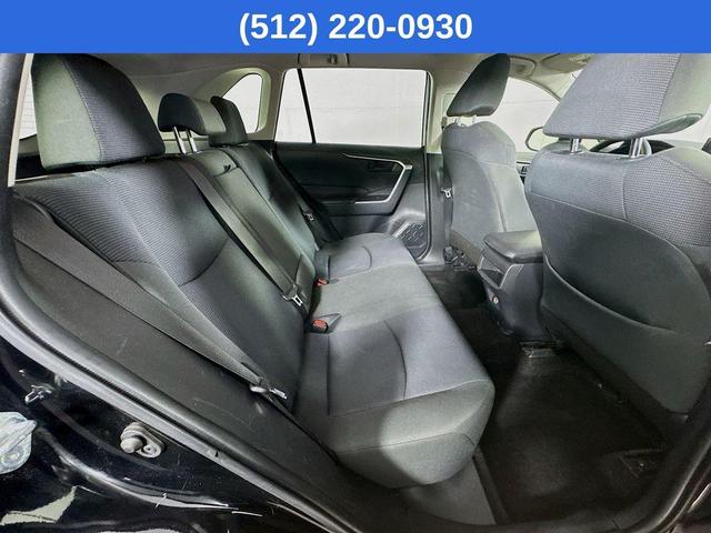 Photo of 2019 Midnight Black Metallic Toyota RAV4