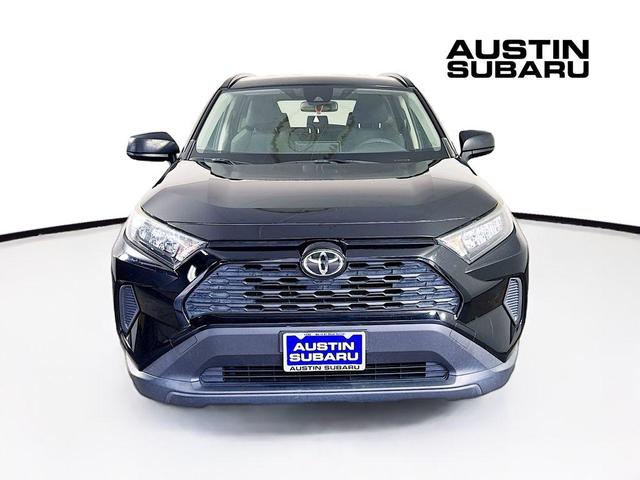 Photo of 2019 Midnight Black Metallic Toyota RAV4