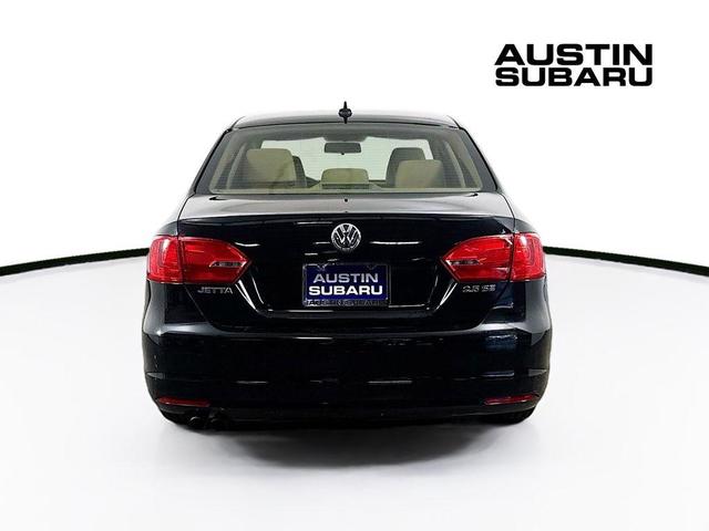 Photo of 2013 Black Volkswagen Jetta