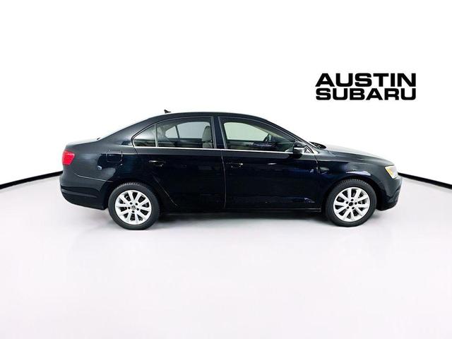 Photo of 2013 Black Volkswagen Jetta