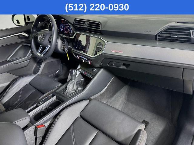 Photo of 2022 Ibis White Audi Q3