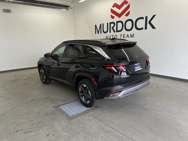 Photo of 2025 Phantom Black Hyundai TUCSON