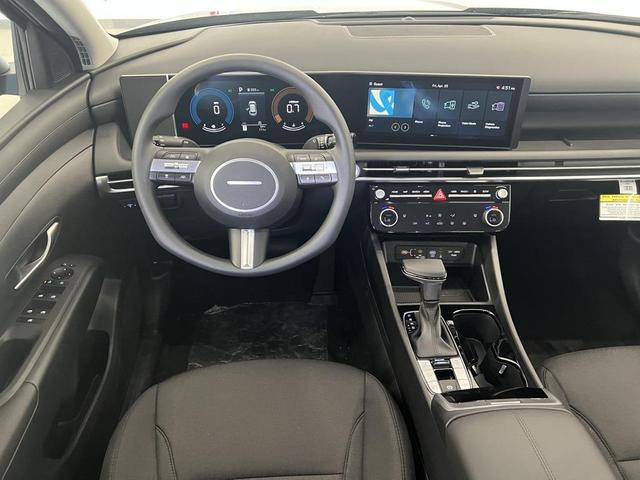 Photo of 2025 Phantom Black Hyundai TUCSON