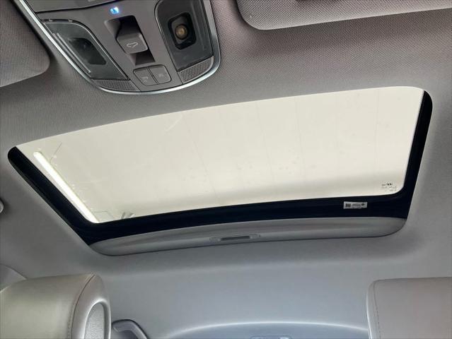 Photo of 2016 Lakeside Blue Hyundai SONATA