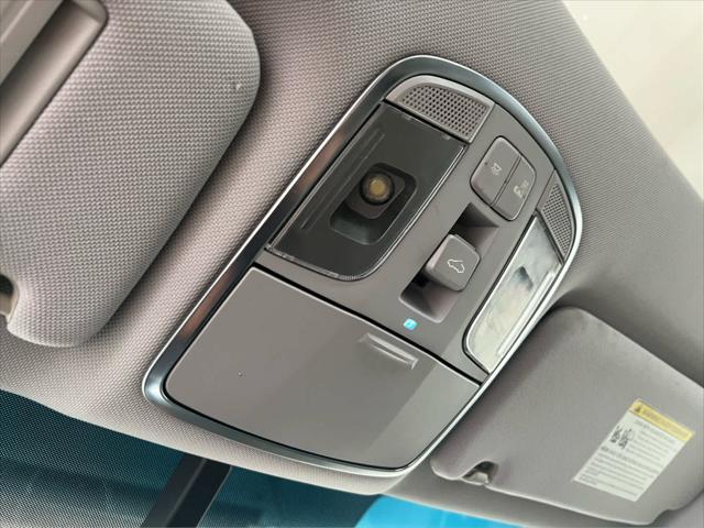 Photo of 2016 Lakeside Blue Hyundai SONATA
