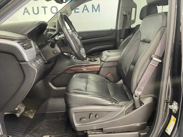 Photo of 2017 Onyx Black GMC Yukon XL
