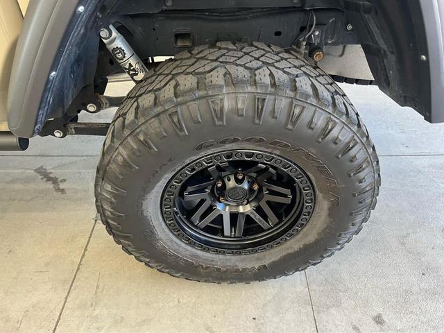 Photo of 2022 Limited Edition Gobi Clearcoat Jeep Gladiator