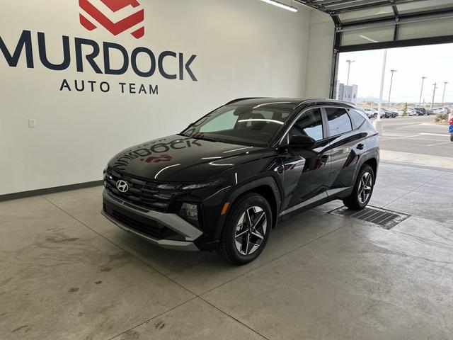 Photo of 2025 Phantom Black Hyundai TUCSON