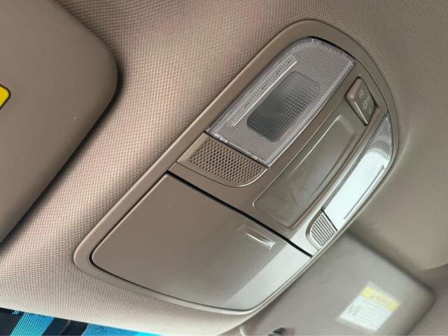 Photo of 2016 Dazzling White Hyundai TUCSON