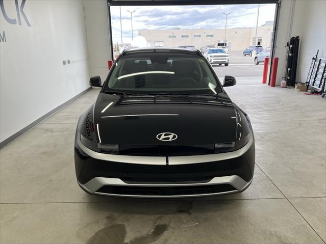 Photo of 2025 Abyss Black Hyundai IONIQ 5