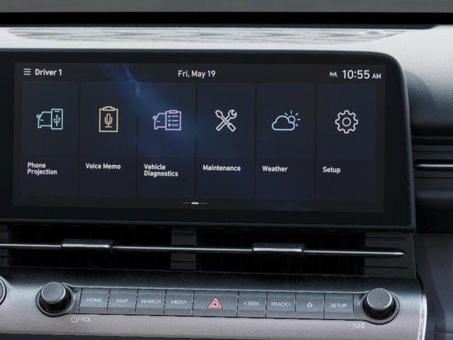Photo of 2025 Atlas White Hyundai KONA