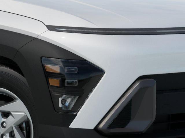 Photo of 2025 Atlas White Hyundai KONA