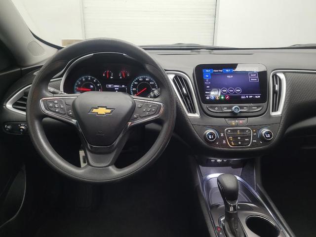 Photo of 2023 Summit White Chevrolet Malibu