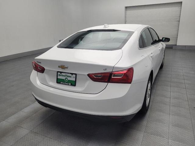Photo of 2023 Summit White Chevrolet Malibu