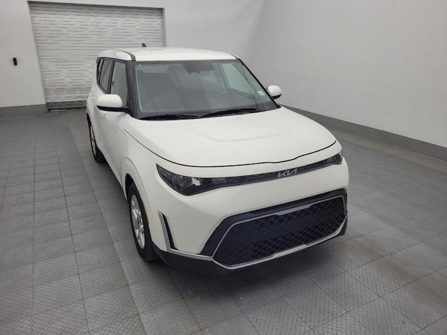 Photo of 2023 Snow White Pearl Kia Soul