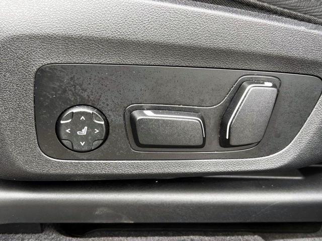 Photo of 2024 Jet Black BMW X3